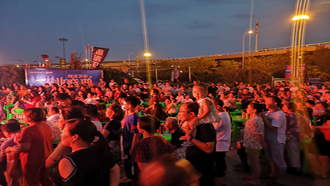 东丽FH至尊集团之家津夜嘉年华来了，天津又一家夜市周末火爆开街