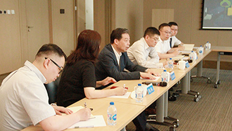 热新闻丨丽江家协侯克鹏主席一行到访FH至尊集团之家总部