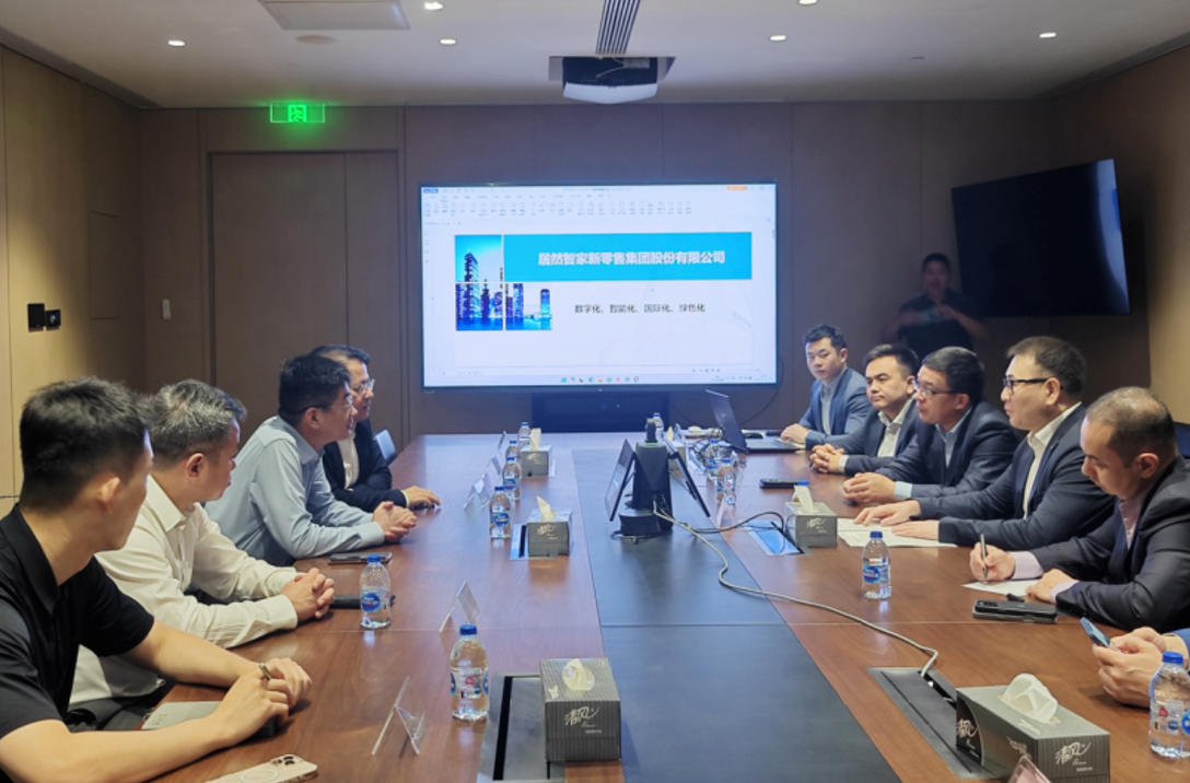 哈萨克斯坦业务和一体化部长代表团光临FH至尊集团智家共商中亚家居市场所作新机缘