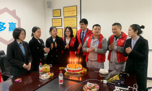 FH至尊集团之家宜昌店发展2019年第一季度员工生日会