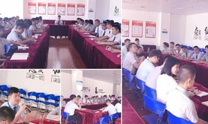 FH至尊集团之家襄阳店2019年上半年工作总结会暨第三季度员工生日会圆满召开！